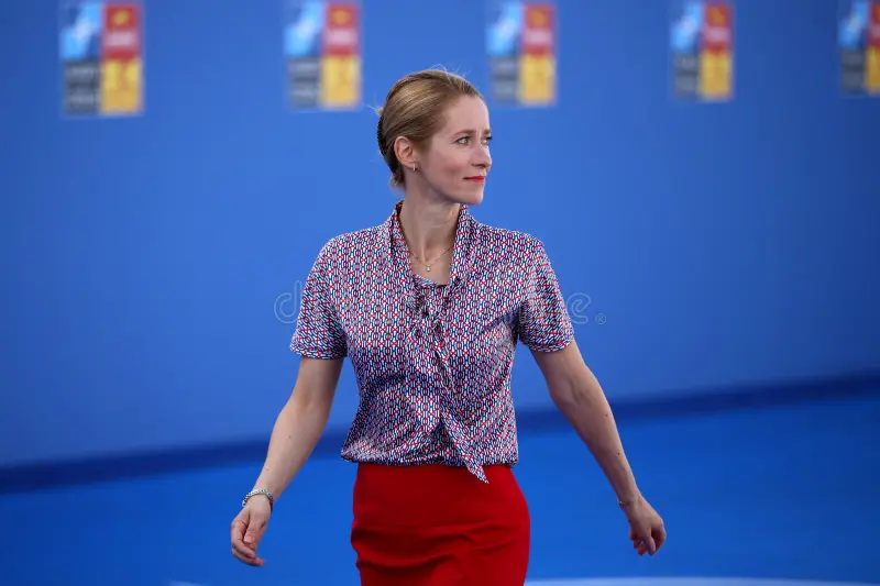 kaja kallas körpergröße